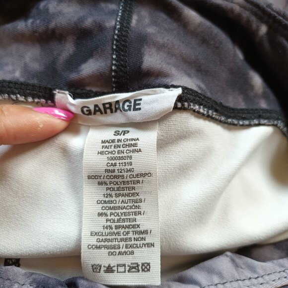 Garage Gray Leggings - Picture 3 of 3